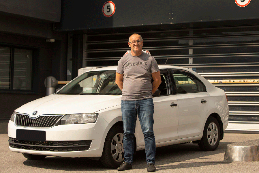 Автошкола СМОЛЬНЫЙ на Ильюшина, 14