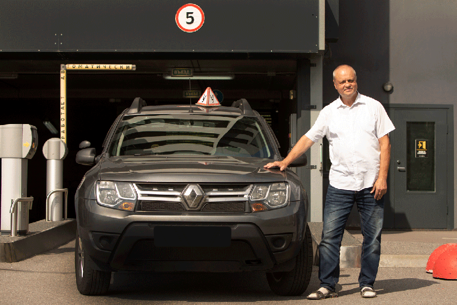 Автошкола СМОЛЬНЫЙ на Ильюшина, 14