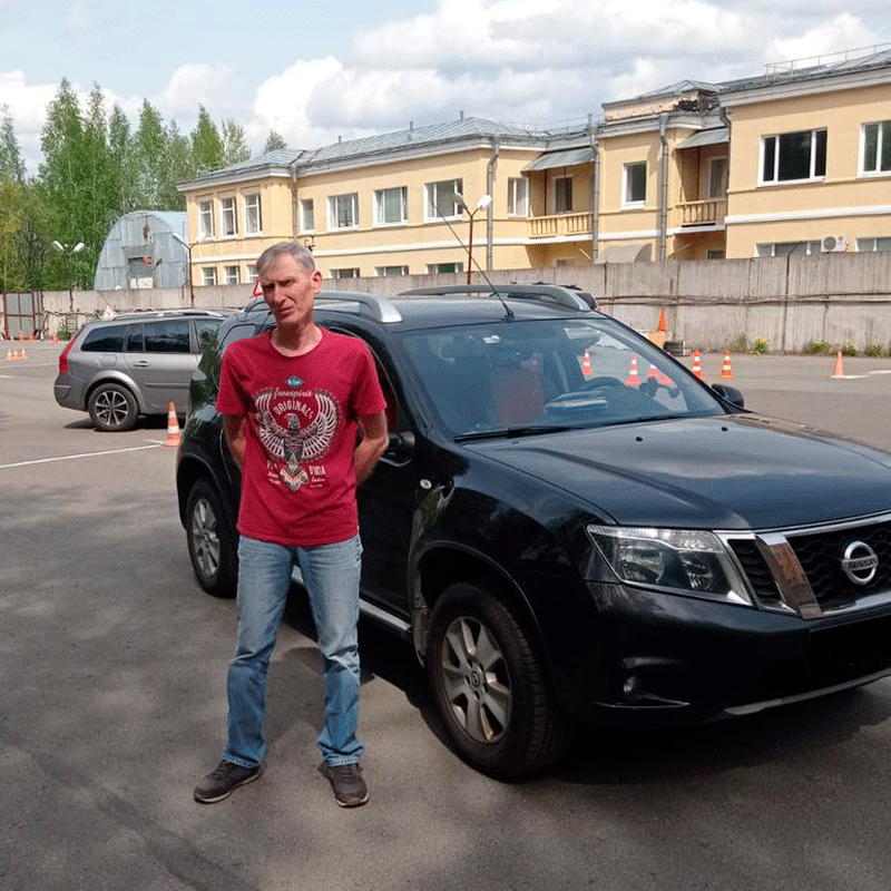 Автошкола СМОЛЬНЫЙ на Невском проспекте д.126/2