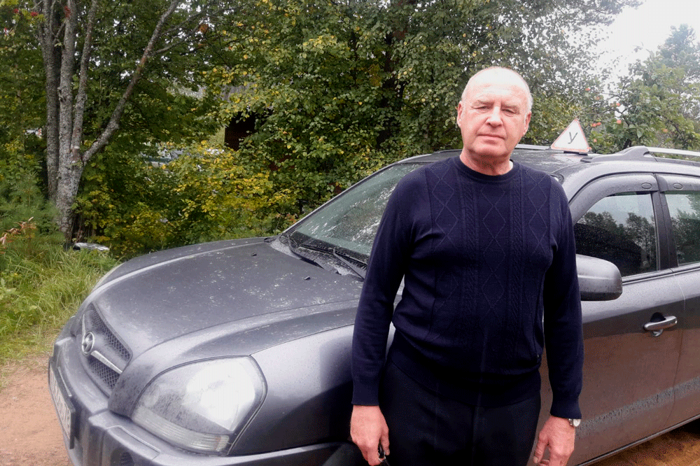 Автошкола на Художников, д.10